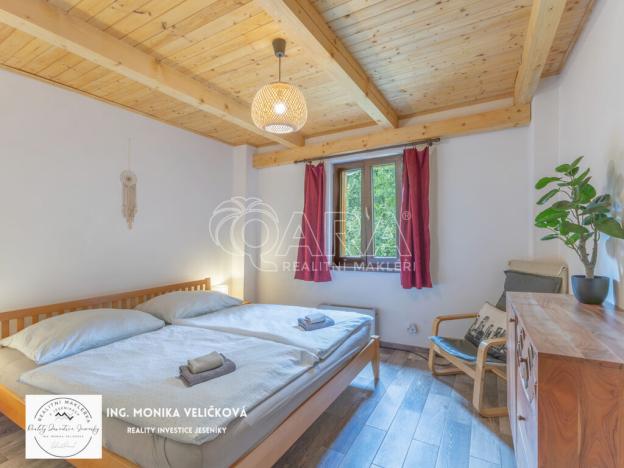 Prodej bytu 6+kk a větší, Mikulovice, Na Bukovci, 200 m2