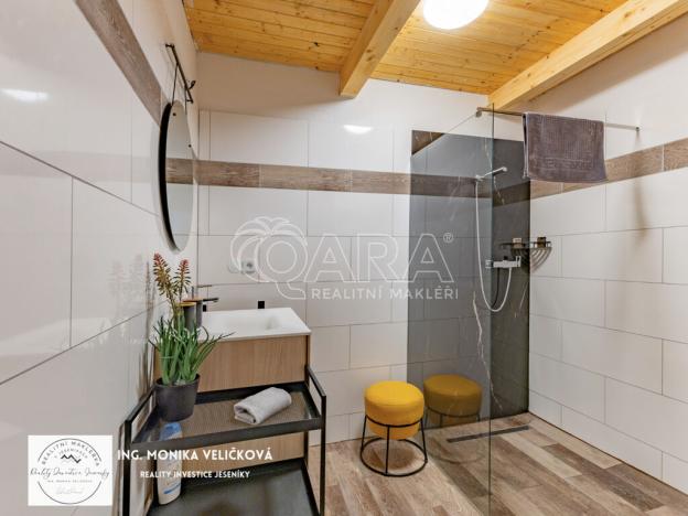 Prodej bytu 6+kk a větší, Mikulovice, Na Bukovci, 200 m2