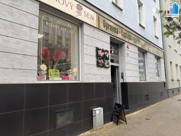 Pronájem obchodního prostoru, Plzeň, Koterovská, 70 m2