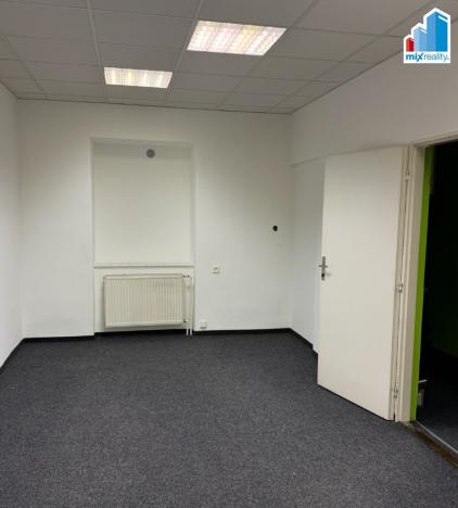 Pronájem obchodního prostoru, Plzeň, Koterovská, 70 m2