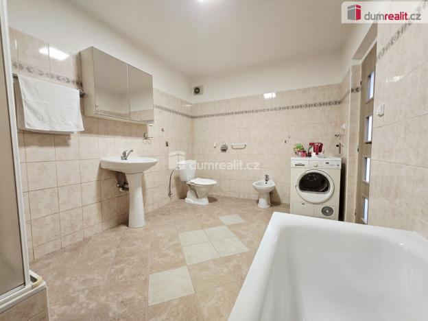 Pronájem bytu 3+kk, Praha, Bártlova, 98 m2