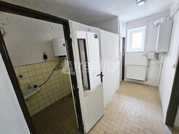 Pronájem výrobních prostor, Jihlava, třída Legionářů, 167 m2