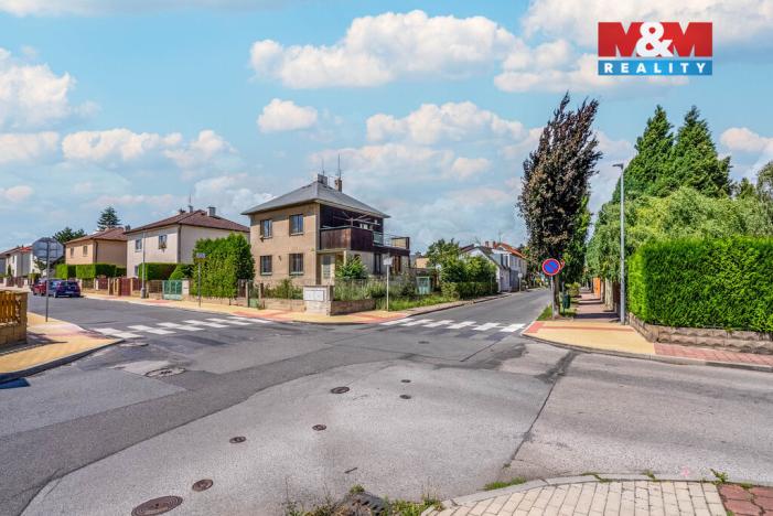 Prodej domu na klíč, Praha - Horní Počernice, Běluňská, 421 m2