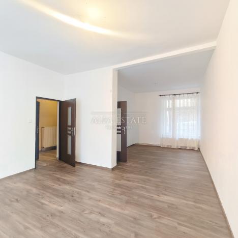 Prodej rodinného domu, Jáchymov, Na Valech, 200 m2