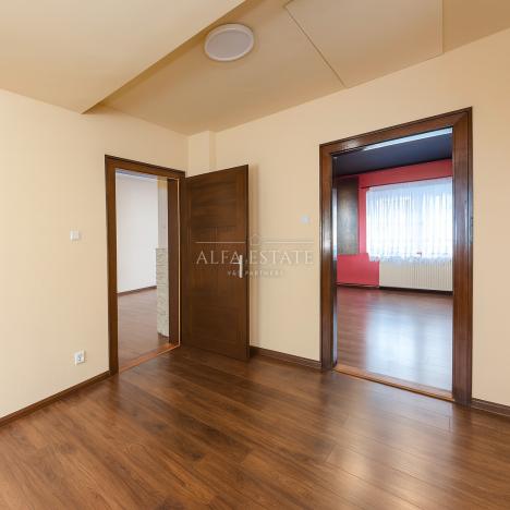 Prodej rodinného domu, Jáchymov, Na Valech, 200 m2