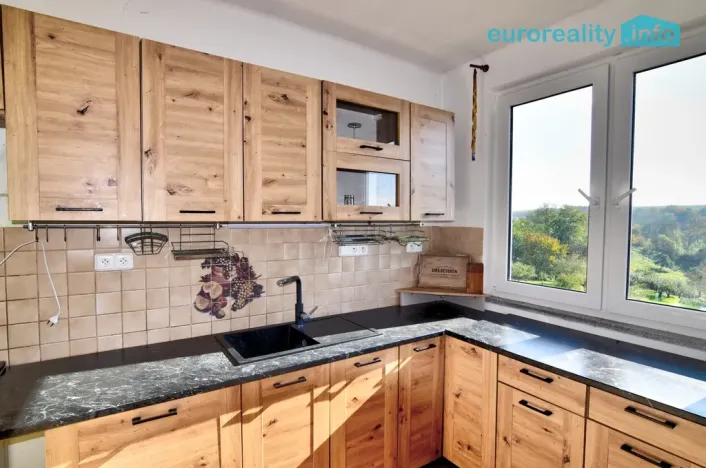 Prodej bytu 3+1, Veselice, 70 m2