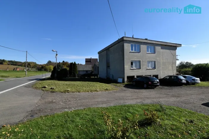 Prodej bytu 3+1, Veselice, 70 m2