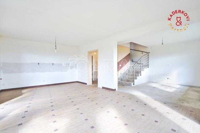 Prodej rodinného domu, Pamětice, 227 m2