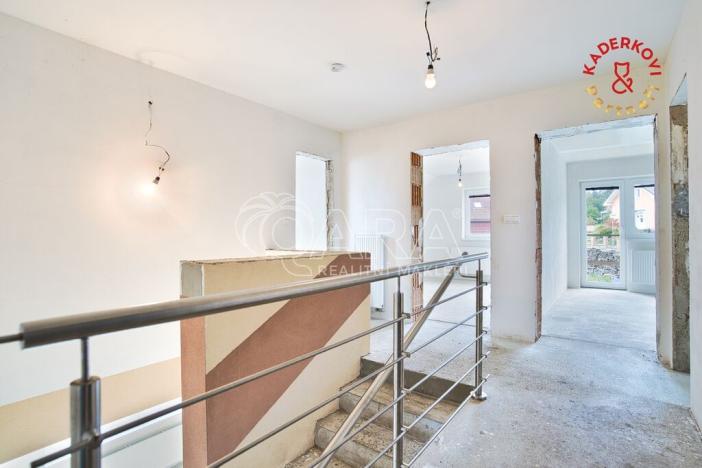 Prodej rodinného domu, Pamětice, 227 m2