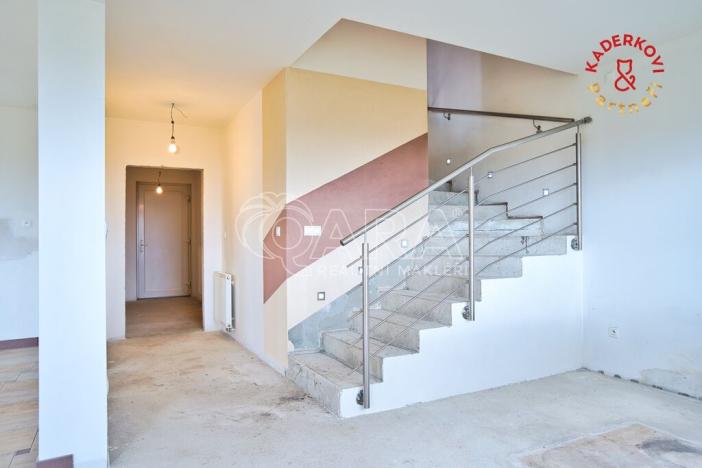 Prodej rodinného domu, Pamětice, 227 m2