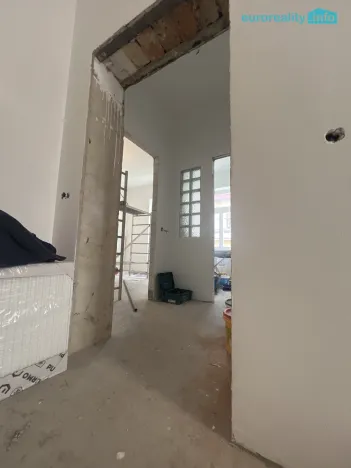 Prodej bytu 1+1, Mariánské Lázně, Hlavní třída, 30 m2
