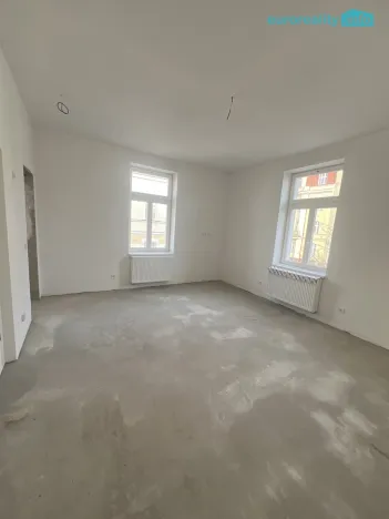 Prodej bytu 1+kk, Mariánské Lázně, Hlavní třída, 31 m2