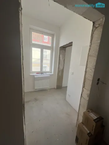 Prodej bytu 1+kk, Mariánské Lázně, Hlavní třída, 31 m2