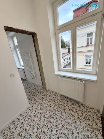 Prodej bytu 1+kk, Mariánské Lázně, Hlavní třída, 31 m2