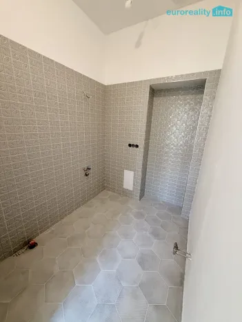 Prodej bytu 2+kk, Mariánské Lázně, Hlavní třída, 56 m2