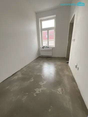 Prodej bytu 1+1, Mariánské Lázně, Hlavní třída, 35 m2