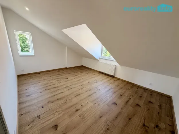 Prodej bytu 2+kk, Mariánské Lázně, Hlavní třída, 52 m2
