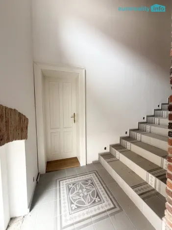 Prodej bytu 2+kk, Mariánské Lázně, Hlavní třída, 52 m2