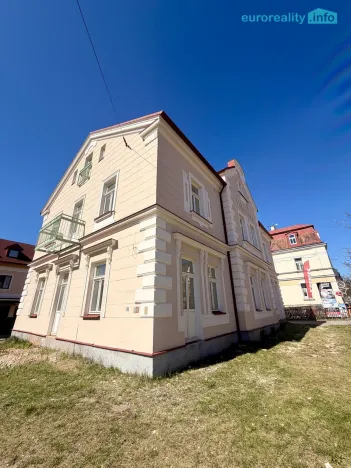 Prodej bytu 2+kk, Mariánské Lázně, Hlavní třída, 37 m2