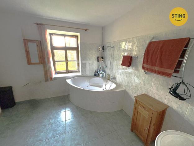 Prodej rodinného domu, Mojné - Černice, 170 m2