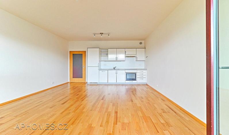 Pronájem bytu 2+kk, Praha - Holešovice, U průhonu, 69 m2