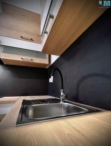 Pronájem bytu 1+1, Třebíč, Karlovo nám., 57 m2