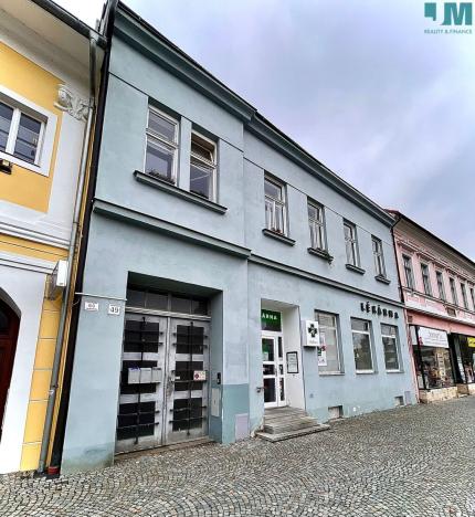 Pronájem bytu 1+1, Třebíč, Karlovo nám., 57 m2