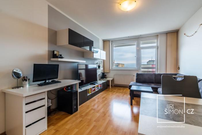 Pronájem bytu 2+kk, Praha - Řepy, Skuteckého, 52 m2