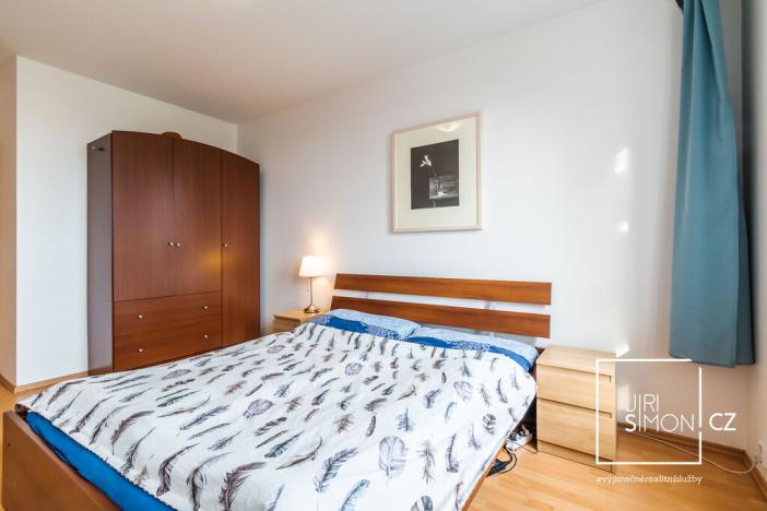 Pronájem bytu 2+kk, Praha - Řepy, Skuteckého, 52 m2