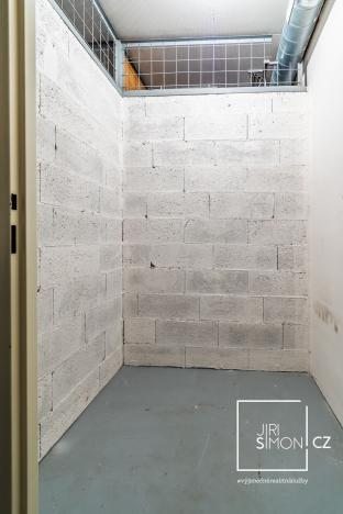 Pronájem bytu 2+kk, Praha - Řepy, Skuteckého, 52 m2