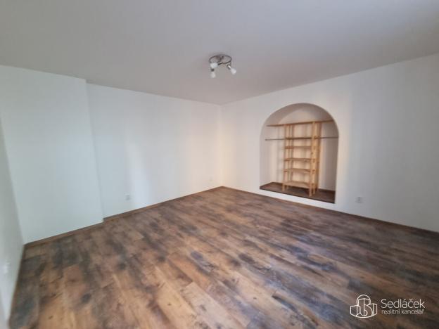 Pronájem bytu 1+1, Sokolov, Smetanova, 37 m2