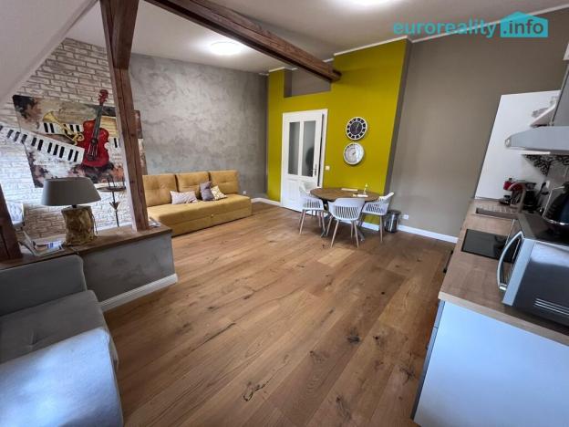 Prodej bytu 2+1, Mariánské Lázně, Anglická, 156 m2