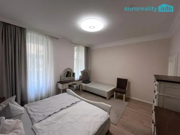 Prodej bytu 2+1, Mariánské Lázně, Anglická, 156 m2