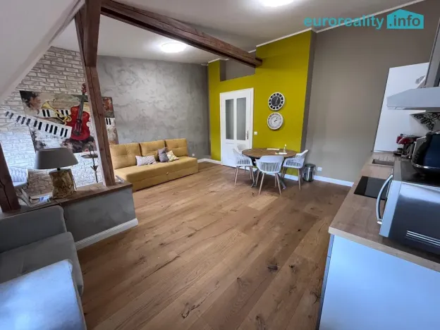 Prodej bytu 2+1, Mariánské Lázně, Anglická, 156 m2