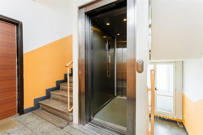 Pronájem bytu 2+kk, Praha, Bukovecká, 33 m2