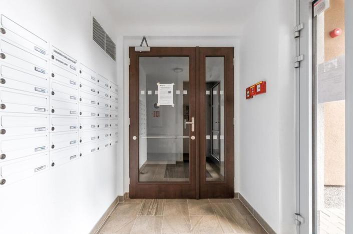 Pronájem bytu 1+kk, Praha - Horní Měcholupy, Mantovská, 40 m2