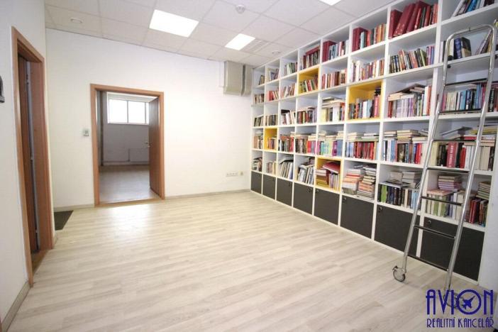 Pronájem kanceláře, Praha - Smíchov, Bozděchova, 103 m2