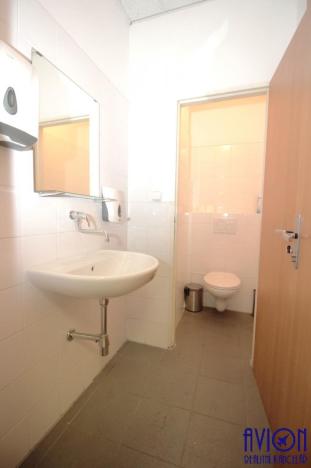 Pronájem kanceláře, Praha - Smíchov, Bozděchova, 103 m2