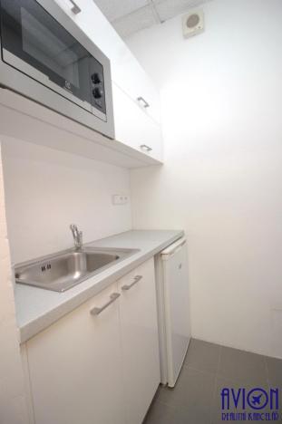 Pronájem kanceláře, Praha - Smíchov, Bozděchova, 103 m2