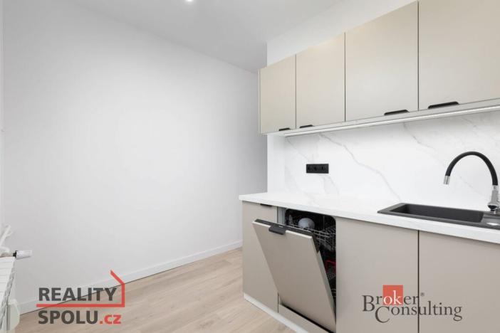 Pronájem bytu 3+1, Karviná - Mizerov, Majakovského, 56 m2