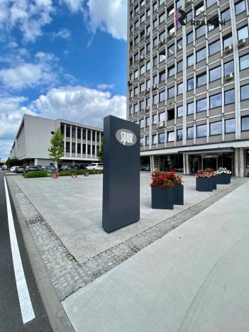 Pronájem kanceláře, Zlín - Louky, třída Tomáše Bati, 30 m2