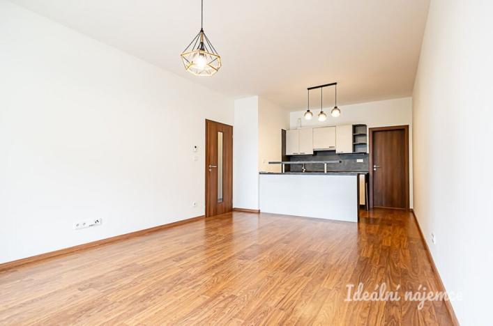 Pronájem bytu 2+kk, Praha - Malešice, Počernická, 57 m2