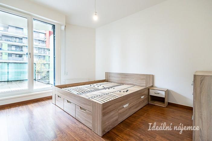 Pronájem bytu 2+kk, Praha - Malešice, Počernická, 57 m2