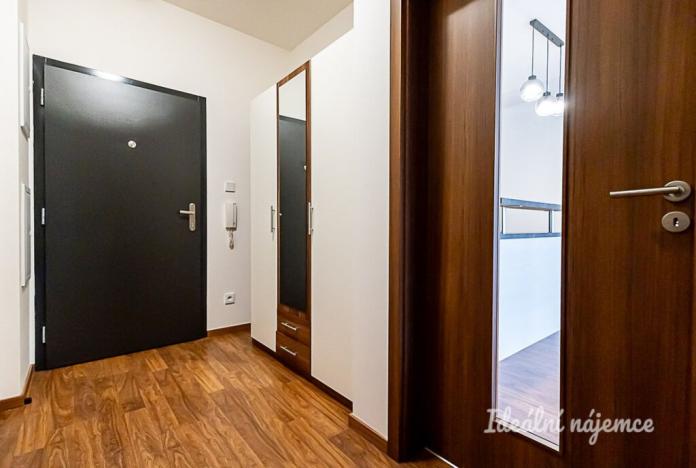 Pronájem bytu 2+kk, Praha - Malešice, Počernická, 57 m2