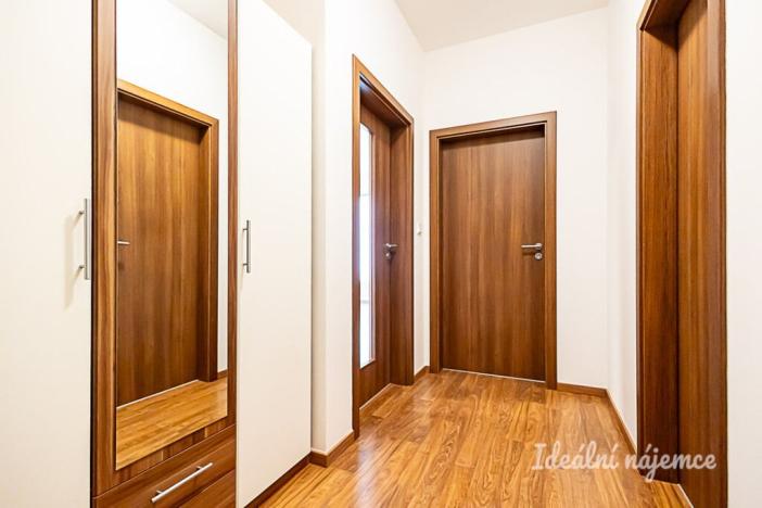 Pronájem bytu 2+kk, Praha - Malešice, Počernická, 57 m2