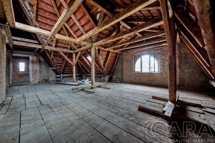 Prodej rodinného domu, Praha - Zbraslav, Boženy Stárkové, 300 m2