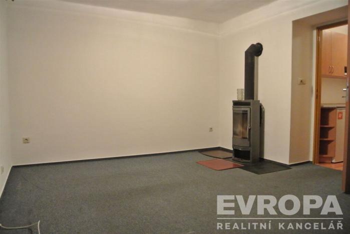 Pronájem bytu 1+kk, Hostinné, Slévárenská, 31 m2