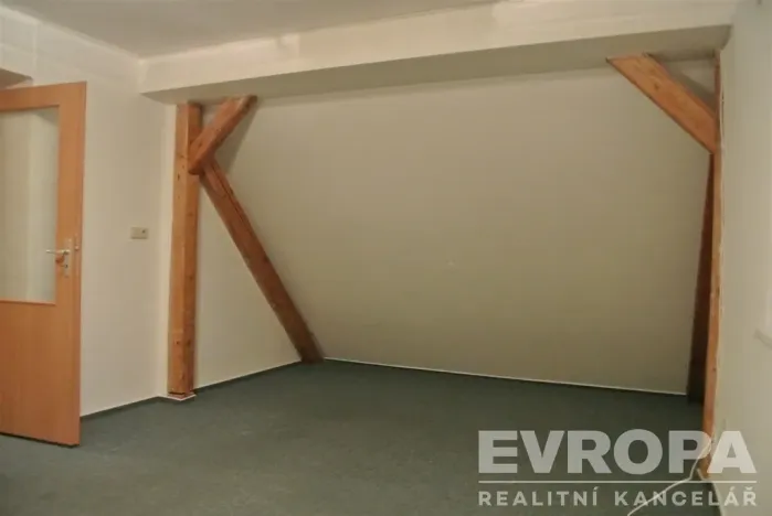 Pronájem bytu 1+kk, Hostinné, Slévárenská, 31 m2