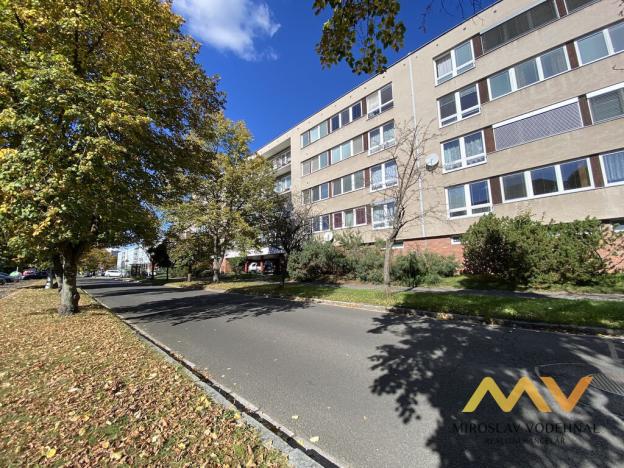 Pronájem bytu 4+kk, Hradec Králové - Nový Hradec Králové, Čajkovského, 82 m2