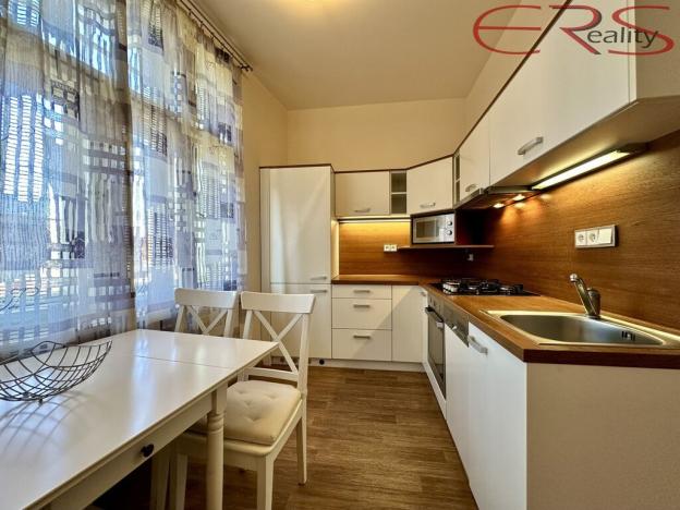 Pronájem bytu 2+kk, Jablonec nad Nisou, Máchova, 44 m2